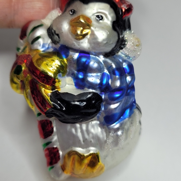 Vintage 2003 ornament glass penguin With present - Picture 7 of 10